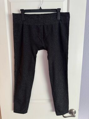 ATHLETA, blk sparkle 3/4 leggings, worn once